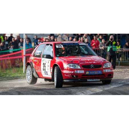 voiture de rallye saxo VTS